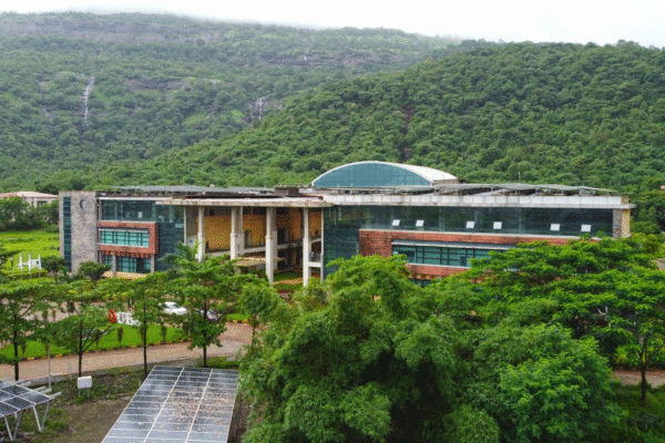 Universal Business School